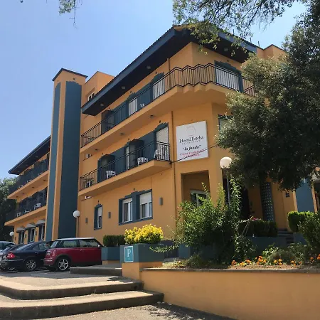 Hotel Esteba *