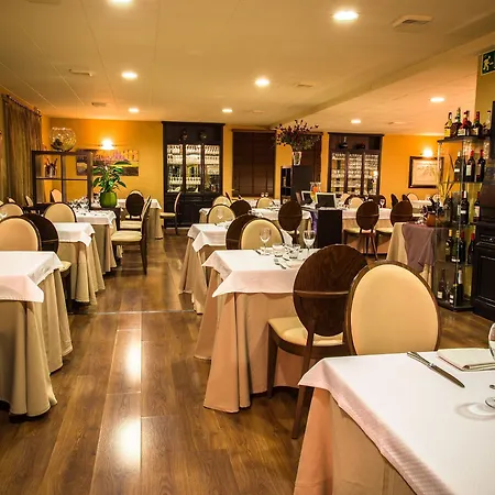 Esteba 호텔 칼데스데말라벨라