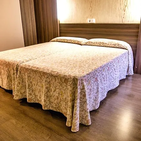 Esteba Hotel