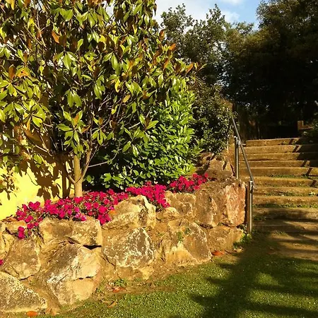 Esteba Hotel
